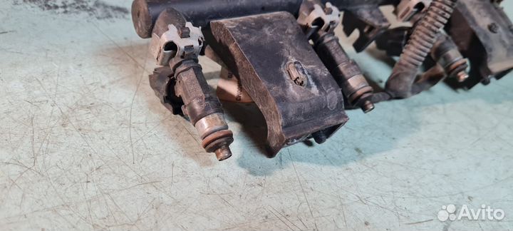 Форсунка топливная Peugeot Partner Tepee B9