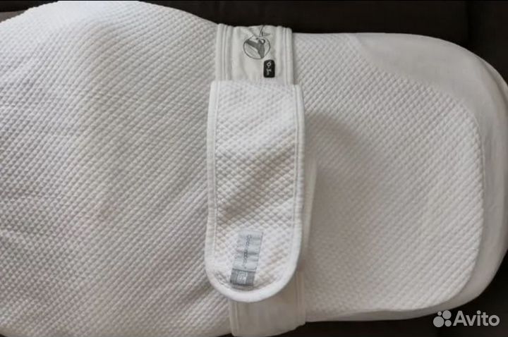 Анатомический кокон для новорожденного