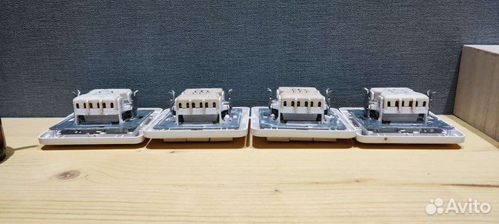 Выключатели встраиваемые. Цена за все