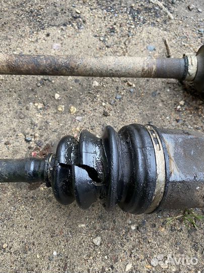 Стойки передние всборе киа рио1,кулаки,шруза