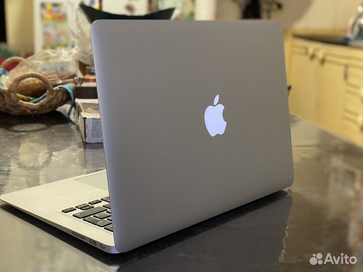 Apple MacBook Air 13