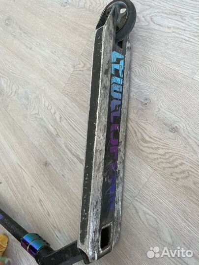 Самокат трюковой reaction stunt