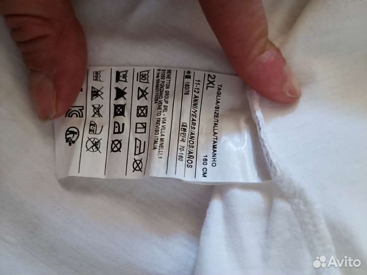 Свитшот с пайетками Beneton размер 160