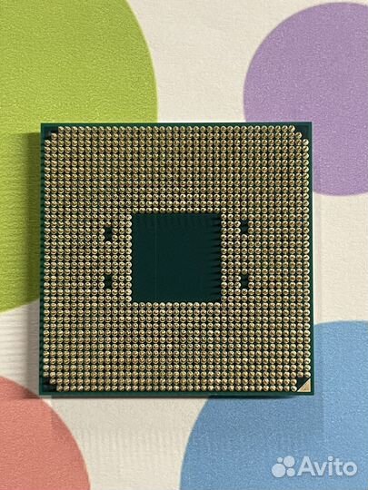 Процессор AM4 AMD Ryzen 7 3700X 3.6-4.4 мгц