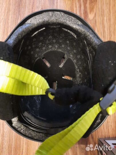 Шлем горнолыжный детский