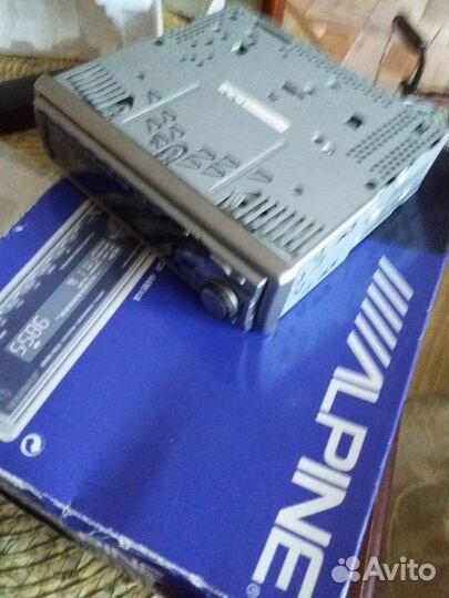 Автомагнитола alpine