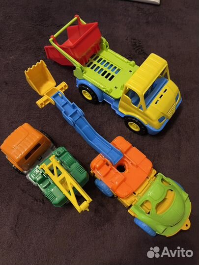 Машины игрушечные