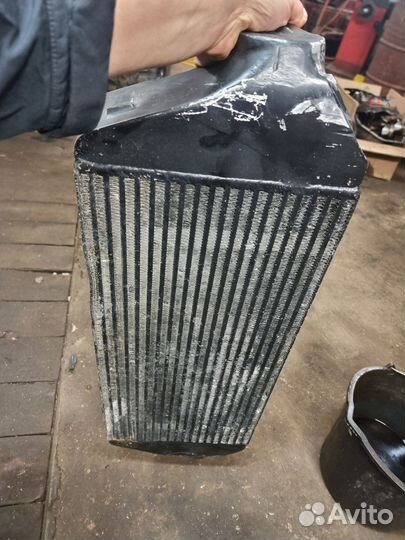 Продам фронтальный интеркулер