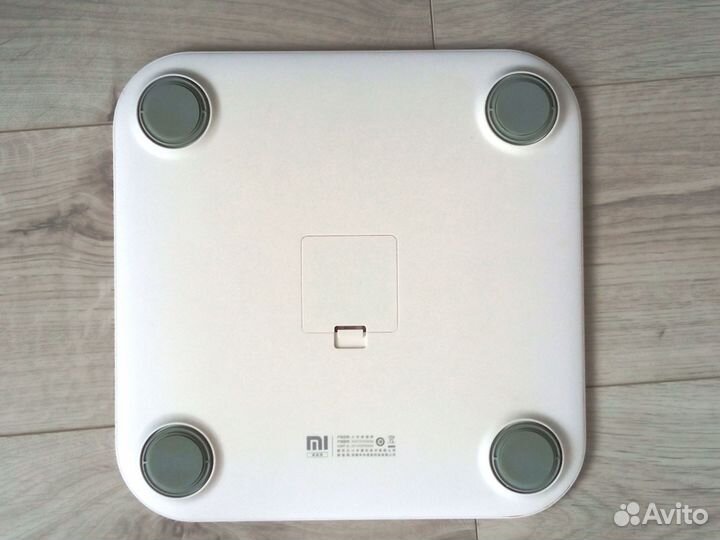 Умные весы Xiaomi Mi Body Composition Scale