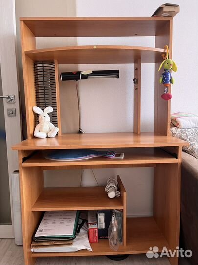 Стол для компьютера