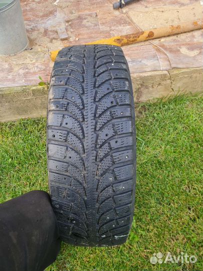 GT Radial Champiro IcePro SUV 225/70 R16