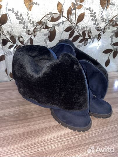 Зимние женские сапоги