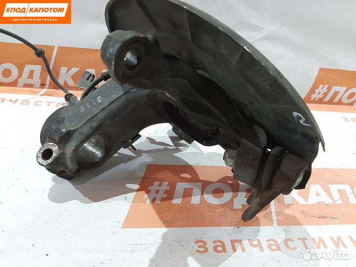 Кулак передний правый Volkswagen Polo 4 рест. 2009