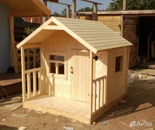 Детский деревянный домик