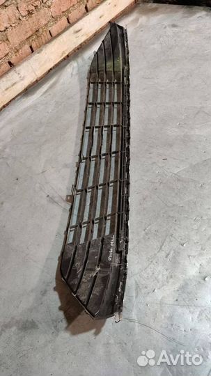 Решетка в бампер Volkswagen Passat B8 3G0853677B