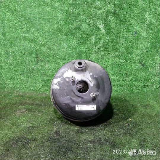 Усилитель тормозов вакуумный Opel Omega B