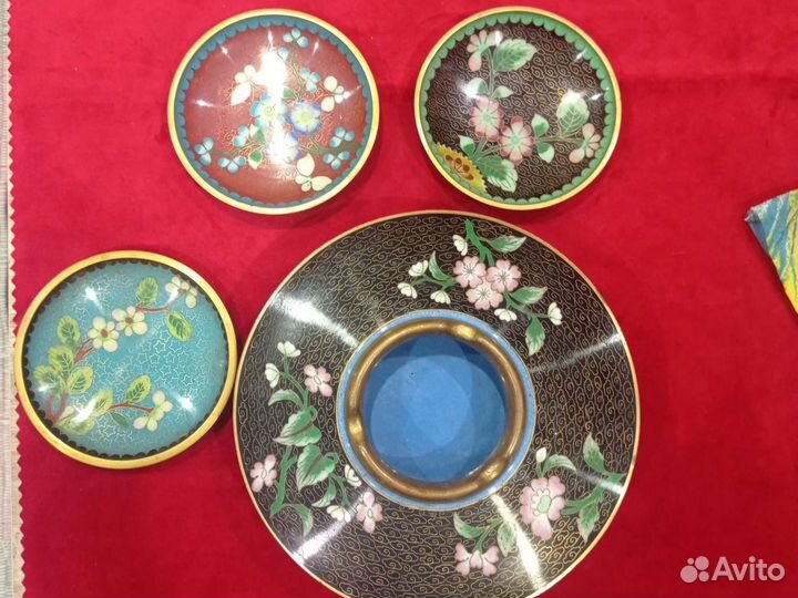 Пепельница и блюдца клуазоне