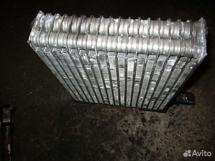 Радиатор кондеционера toyota yaris verso