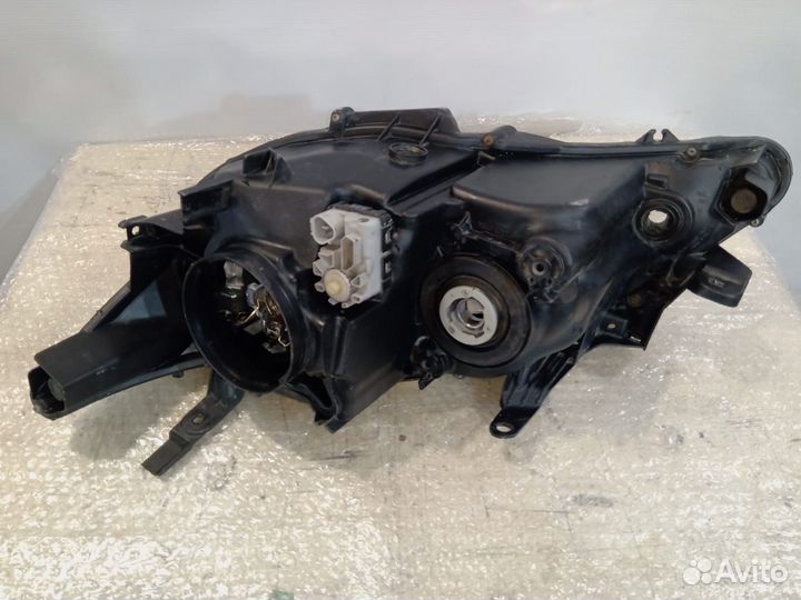 Фара правая toyota Camry 50