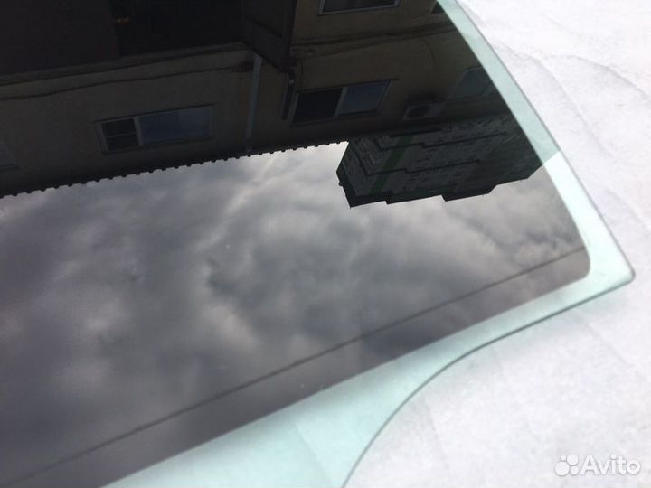 Стекло двери заднее левое Bmw 3 F31 2015