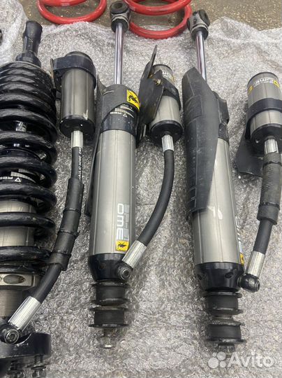 Амортизаторы OME BP51 для LC200