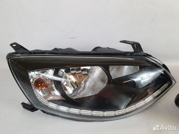 Фары Калина 2 с дхо и бегающим поворотником