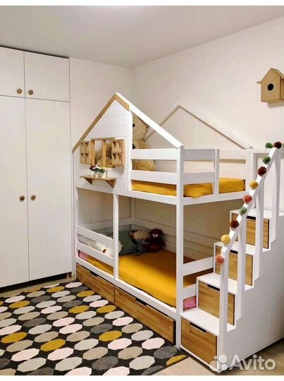 Детская кровать для двоих