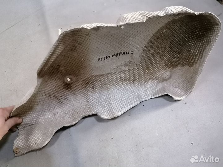 Теплозащитный экран Renault Megane II 2003-2009