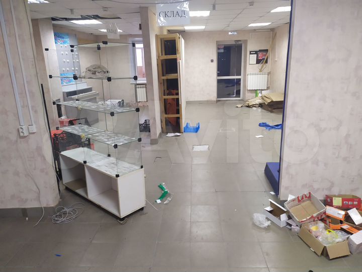 Торговая площадь, 65 м²