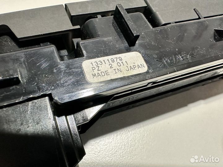 Блок кнопок Opel Astra