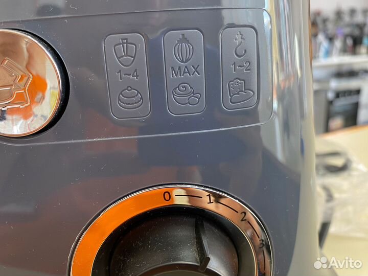 Миксер Confee CH-HM1810(схи)