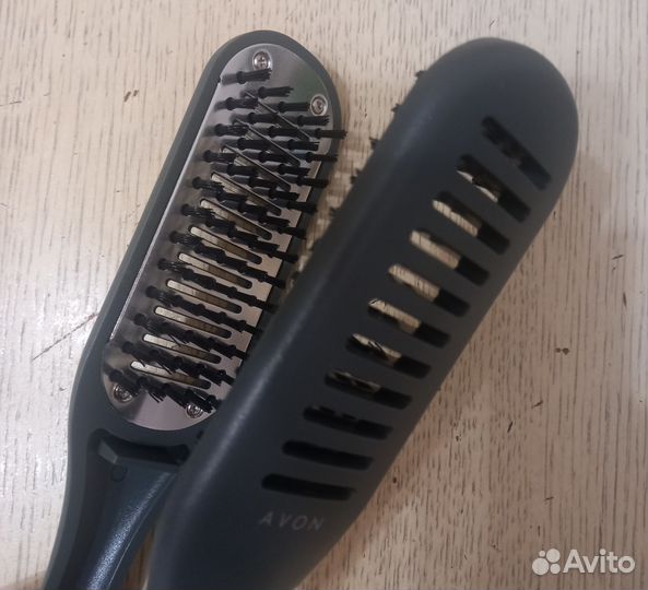 Расческа-выпрямитель волос