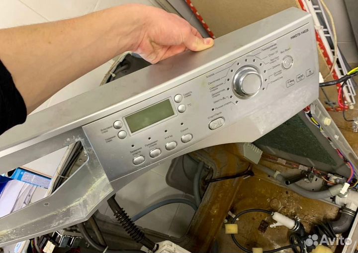 Ремонт стиральных машин / холодильников