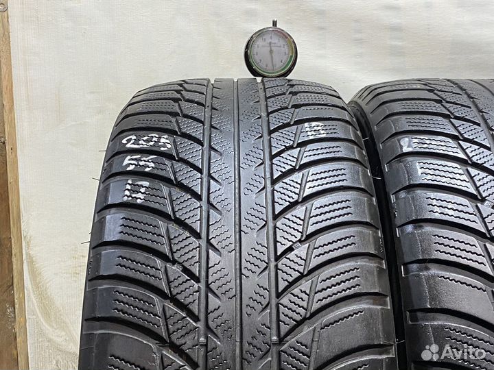 Bridgestone Blizzak LM-001 205/55 R17