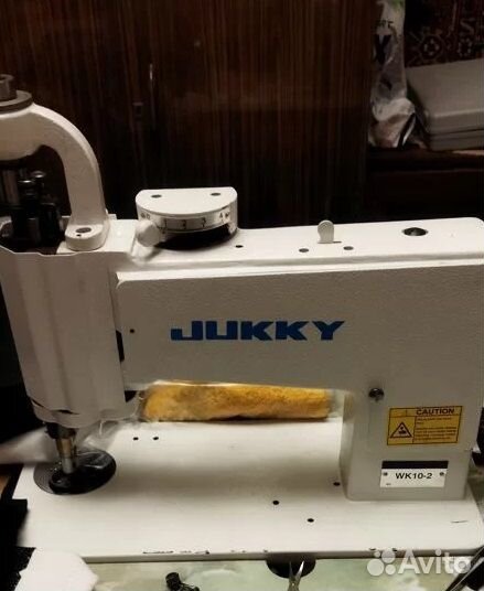 Ручная вышивальная машинка