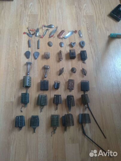 Рыболовные снасти кормушки, грузила, блесны