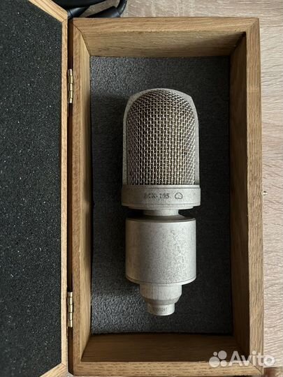 Студийный микрофон Октава