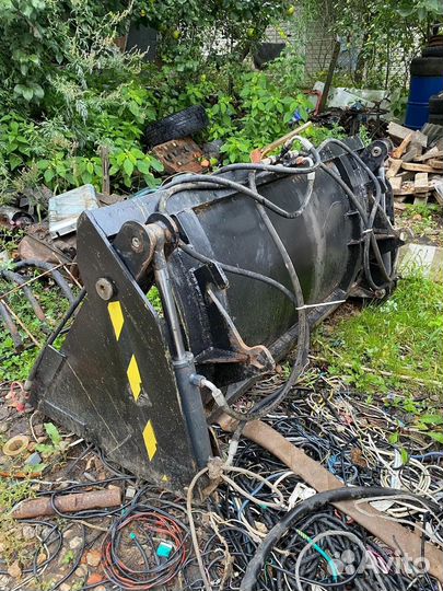 Ковш челюстной