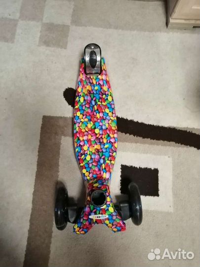 Детский трехколесный самокат