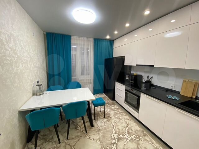 3-к. квартира, 84 м², 16/25 эт.