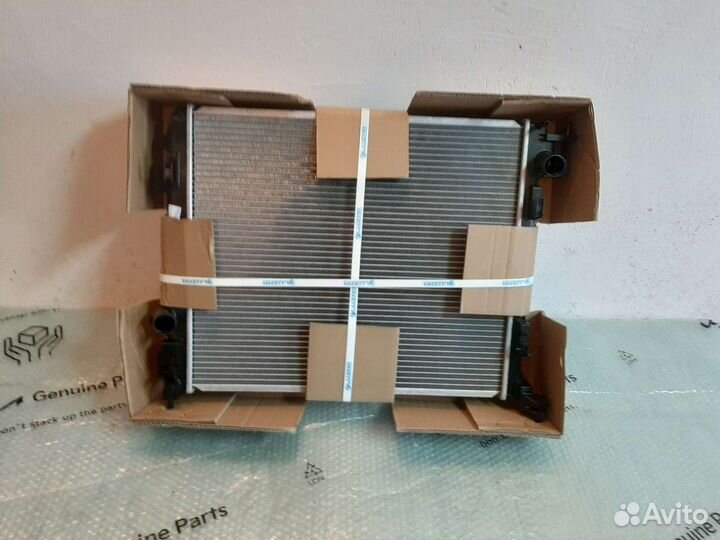 Радиатор охлаждения Nissan Qashqai J11