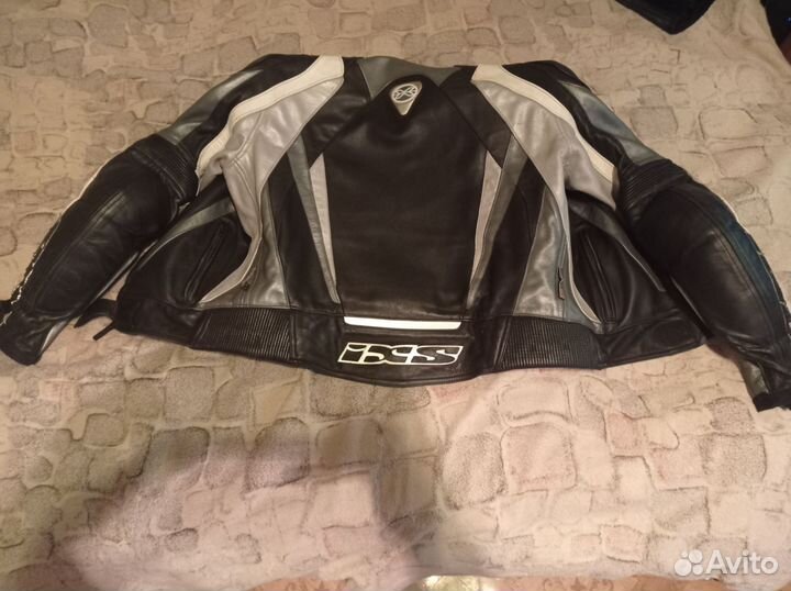 Мотоэкипировка кожаная куртка и штаны