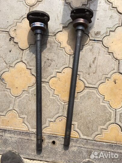 Полуось Волга