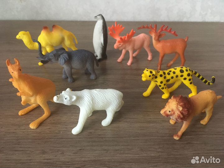Набор фигурок животных