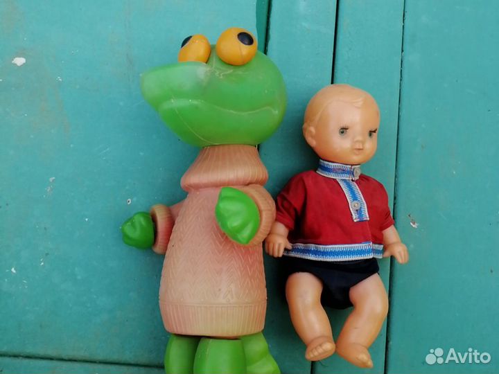 Крокодил Гена и Пупс