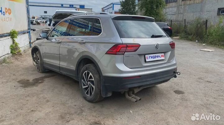 Диск тормозной задний Volkswagen Tiguan (Mk2) 3Q0615601A