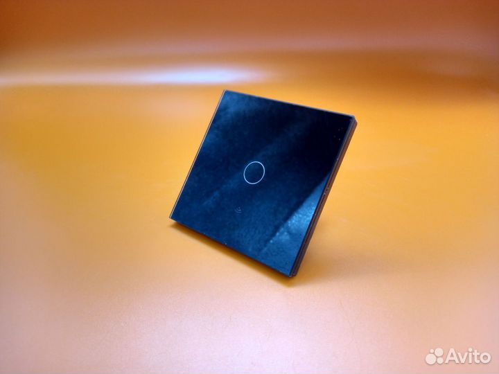 33072 Умный сенсорный выключатель с Wi-Fi