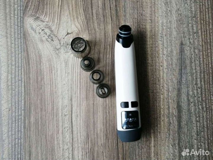 Вакуумный очиститель пор-массажёр новый