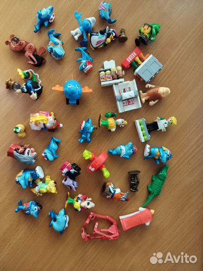 Игрушки из киндера пакетом