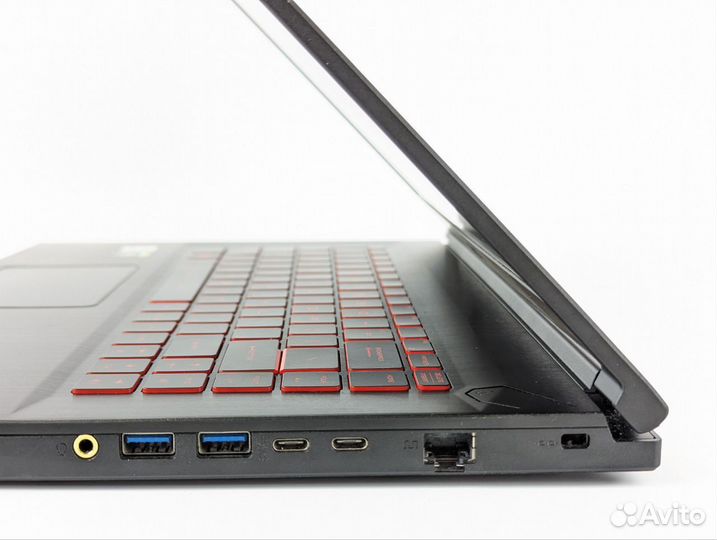 MSI GF65 Thin 15 RTX 3060 i5-10500H 32GB 1TB 144Hz